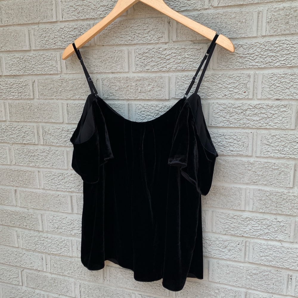 NEW Joie Adorlee E Cold Shoulder Top in Caviar - Picture 11 of 14